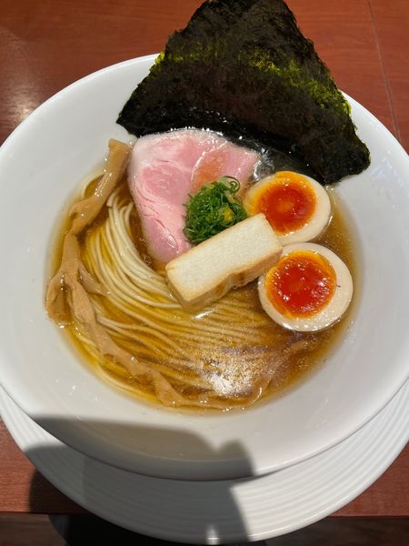 「津軽煮干中華そば」@酒肴場 屯の写真