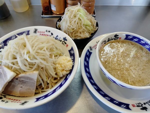 「つけ麺＋野菜増し」@らーめん大 平井店の写真