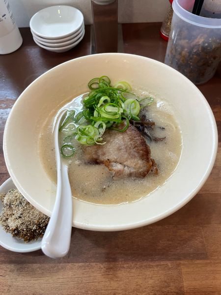 「博多豚骨ラーメン」@幸心堂の写真