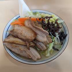 特製湯麺　970円