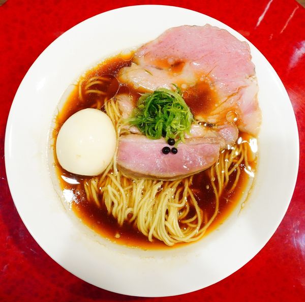 「鴨とカシスの味玉醤油RaMen」@RaMen TOMO TOKYOの写真