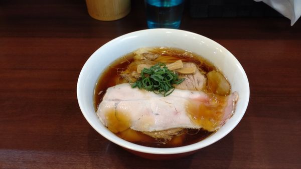 「醤油らーめん」@とものもとの写真