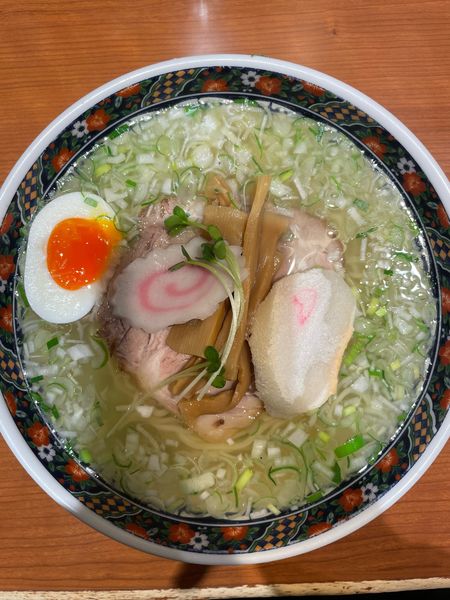 「塩ラーメン」@函館麺厨房 あじさい 東京ラーメンストリート店の写真