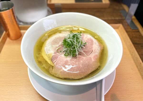 「広島県産牡蠣の塩蕎麦¥2000（牡蠣4個）」@神保町黒須の写真