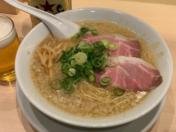 「醤油豚骨（細麺・かため・普通・多め）」@京都ラーメン森井 千歳烏山店の写真
