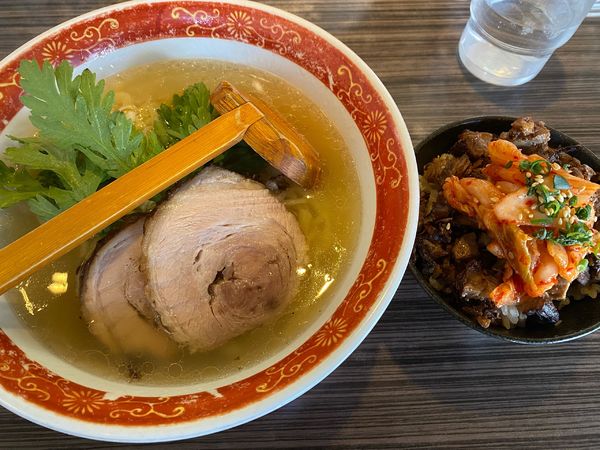 「本丸塩らー麺+ミニまんま丼」@厚木本丸亭の写真