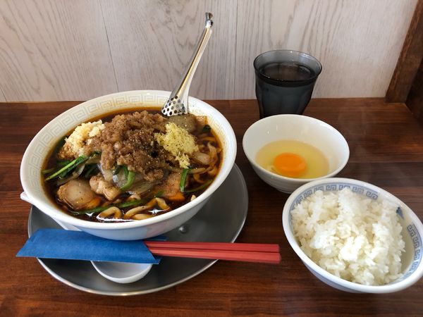 「スタミナラーメン+生卵+半ライス」@MARU喜の写真