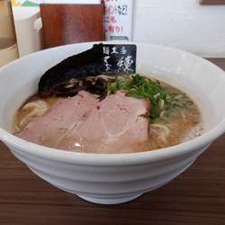 豚骨ラーメン