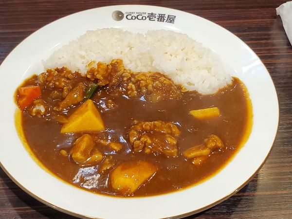 「焙煎スパイスのチキンカレー・2辛・ライス普通」@カレーハウスCoCo壱番屋 中区伊勢佐木町店の写真