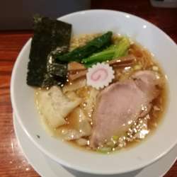 真・中華そば(750円)＋ワンタン(150円)