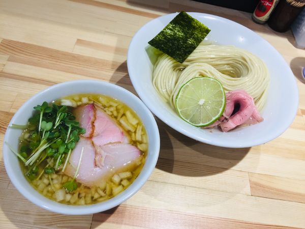 「【限定】肉盛り味玉昆布水つけ麺【1200円】」@一番だしラーメン しんせんの写真