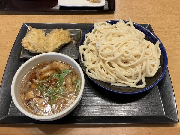 「肉汁うどん大盛り」@武蔵野うどん 竹國 大井武蔵野店の写真