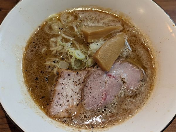 「鶏豚魚介NOODLE」@ラーメン アールピージー(RAMEN RPG)の写真