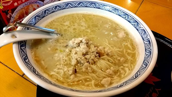 「揚州濃厚塩ラーメン(1,040円)」@中国ラーメン 揚州商人 町田店の写真