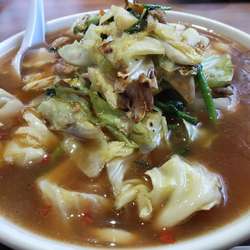 一発ラーメン醤油極太油超少なめ辛マシ1250円