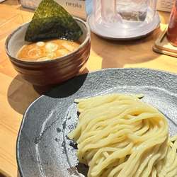 つけ麺並盛220g（920円）