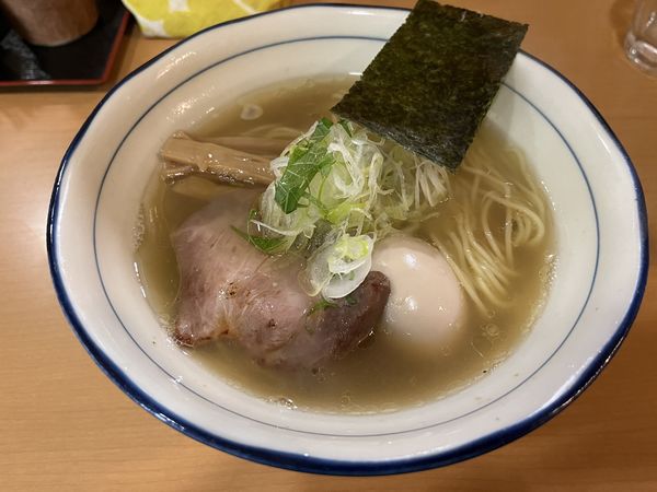 「味玉塩らーめん」@麺処 富士松の写真