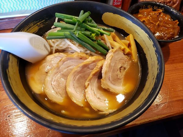 「チャーシューメン 半カレーセット」@うまい肉と麺の店 ヨネ家の写真