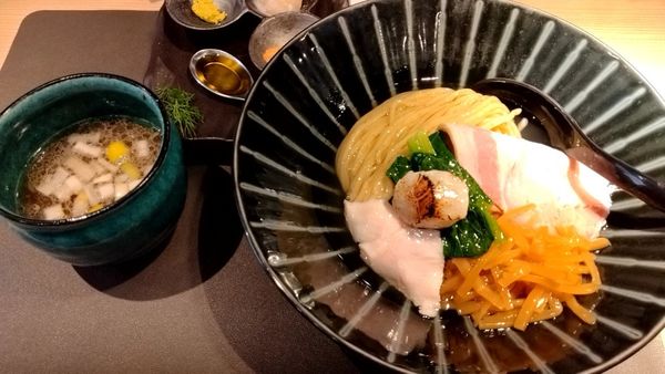 「帆立の昆布水つけ麺 黒【醤油】_1100円」@Tokyo Style Noodle ほたて日和の写真