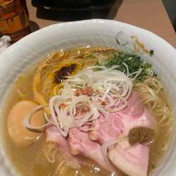 煮豚しおそば大盛り+味玉