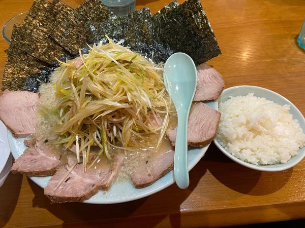 「ネギコテチャーシューメン　ネギ　のり　カタコイオオ」@ラーメンショップ椿 新治店の写真