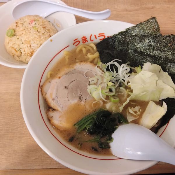 「うまいラーメン880円、ミニチャーハン300円」@松福 島田店の写真