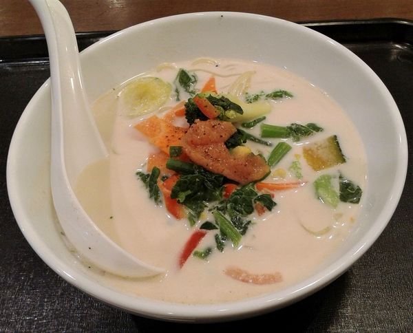 「春野菜のクリームちゃんぽん明太子添え(990円)」@長崎ちゃんぽん リンガーハット 葛飾新宿店の写真