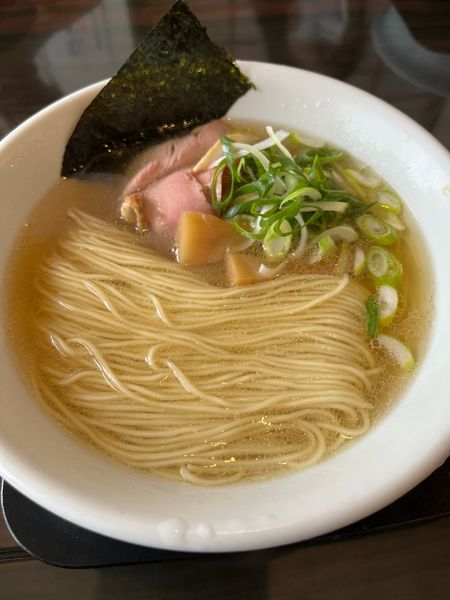 「中華そば＋唐揚げ＋鶏かわ丼」@中華そば みはしの写真