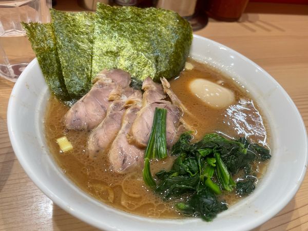 「チャーシュー並　味玉」@漢ラーメン 室の写真