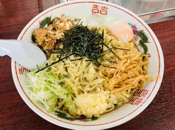 「油そば 大(ニンニク、温玉)」@中華そば 太平楽 六丁の目店の写真