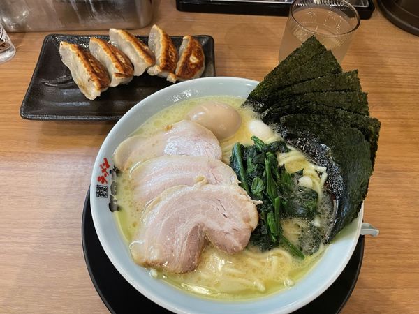 「MAXラーメン」@町田商店 鶴ヶ島店の写真