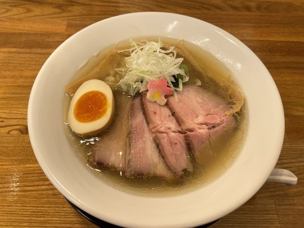 「特製こはね白醤油そば」@麺彩 こはねの写真