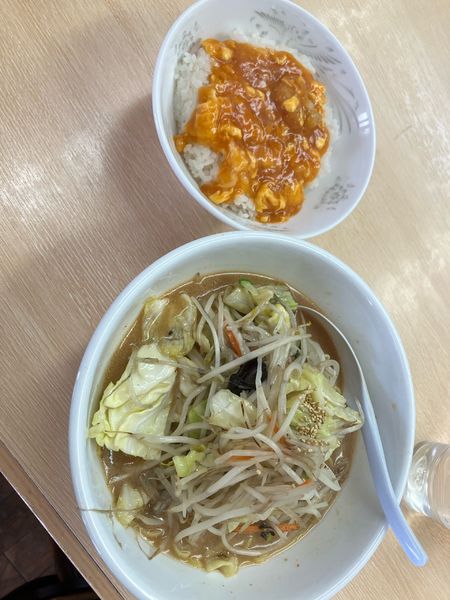 「スペシャルセット500円（みそタンメン＋エビチリ丼）」@満亭の写真