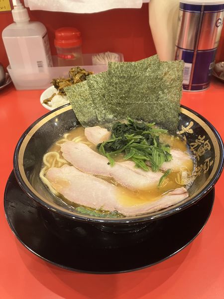 「ラーメン並　海苔　ライス✖️3」@横浜家系ラーメン 大輝家の写真