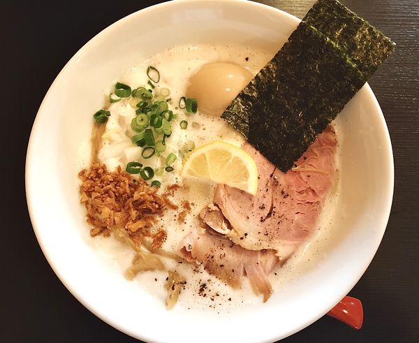 「純鶏白湯そば（880円）、味玉（CP）」@らーめん コットンポットの写真