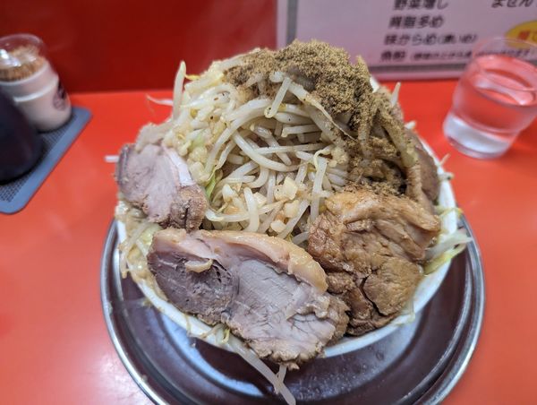 「小豚ラーメン」@麺でる 戸越店の写真
