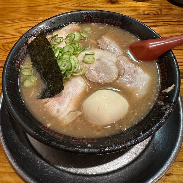 「とんこつラーメン」@無鉄砲 本店の写真