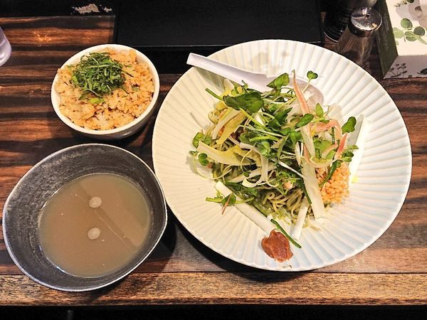 「青のりとしじみ出汁のまぜそば 白子の揚げ物付き」@稲荷屋の写真