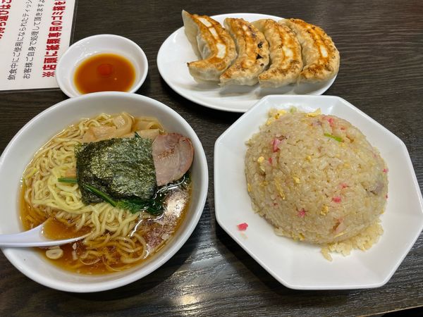 「Aセット + ギョーザ」@東京亭 昭島店の写真