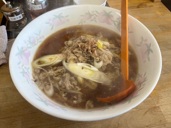 「牛ソバ　940円+大盛り150円」@和華屋の写真