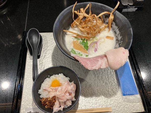 「鶏soba ミニ鶏チャーシュー丼セット1180円」@鶏soba 座銀 元町店の写真