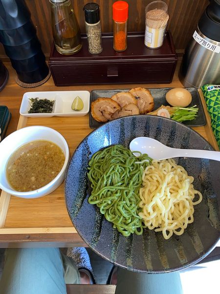 「二色つけ麺塩味全部入り¥1,350(期間限定)」@らぁめん 麺彩家の写真