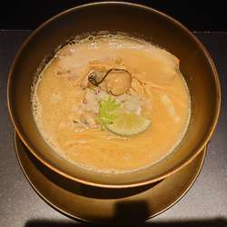 牡蠣白湯『koeru』大