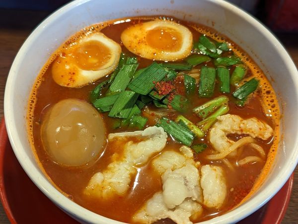 「モツ辛レーラ風辛ラーメン」@中華そば 花京 天六店の写真