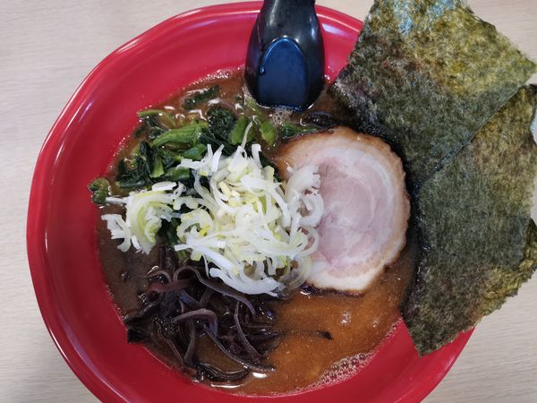 「魚介香る醤油ラーメン(レギュラー)」@麺屋 花形の写真