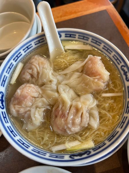 「香港海老雲呑麺」@南粤美食の写真