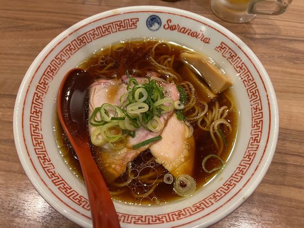 「淡麗醤油ラーメン」@ソラノイロ NIPPONの写真