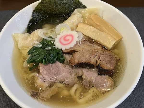 「塩海老ワンタン麺」@手打ち 蓮の写真