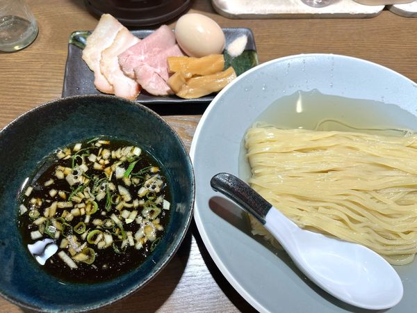 「特製昆布水つけ麺」@RAMEN and TSUKEMEN Number.6の写真