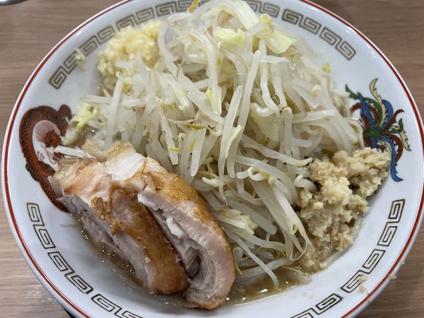 「ミニラーメン、ニンニク、生姜」@ラーメン豚山 金沢文庫店の写真